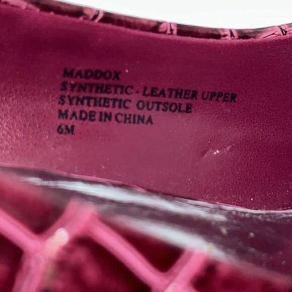 WHBM Size 6M Shoes Heels Pumps Shoes Maddox Faux Alligator - Picture 12 of 15